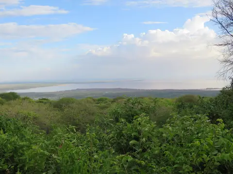 BlickaufManyaraSee.jpg