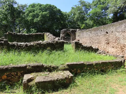 GediRuins4.jpg