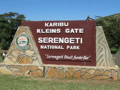 Klein'sGate.jpg