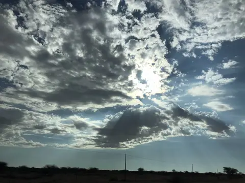 168b3c15738.jpg