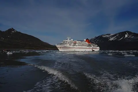 k-2018-08-05aMonacobreenimLiefdefjordLiebesfjord025.JPG