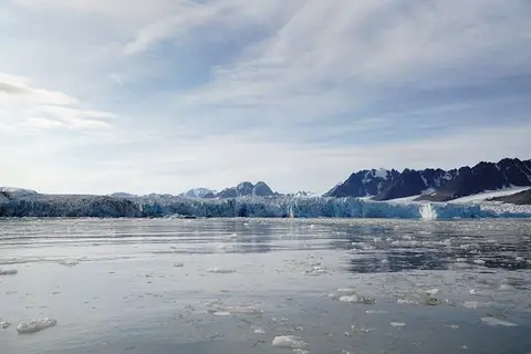 k-2018-08-05aMonacobreenimLiefdefjordLiebesfjord036.JPG