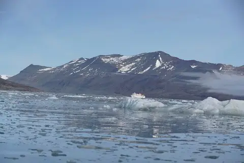 k-2018-08-05aMonacobreenimLiefdefjordLiebesfjord051.JPG