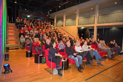 Präsentation2019.jpg
