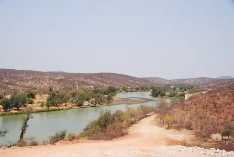 d37003.jpg