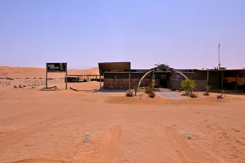 051.JPG