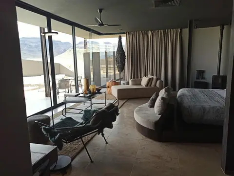 NamibiaSilviaHandy(518).JPG