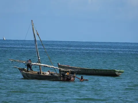044Dhau2.jpg