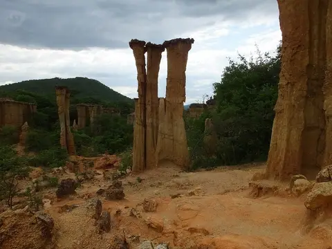 166Isimilia1.jpg