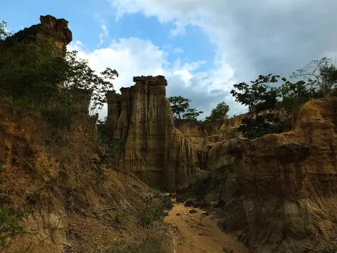 171Isimilia6.jpg