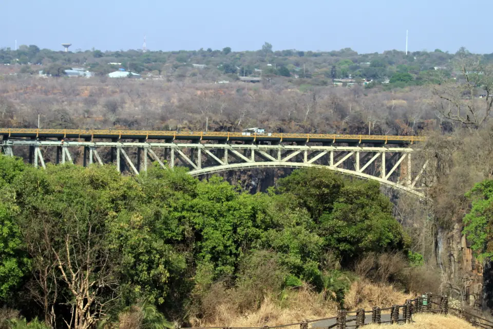 VicFalls2.JPG
