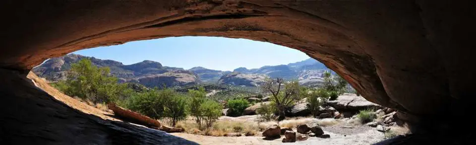 Panorama_PhillipsCave.jpg