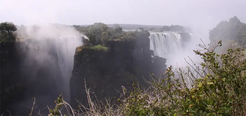 VicFalls0406.jpg