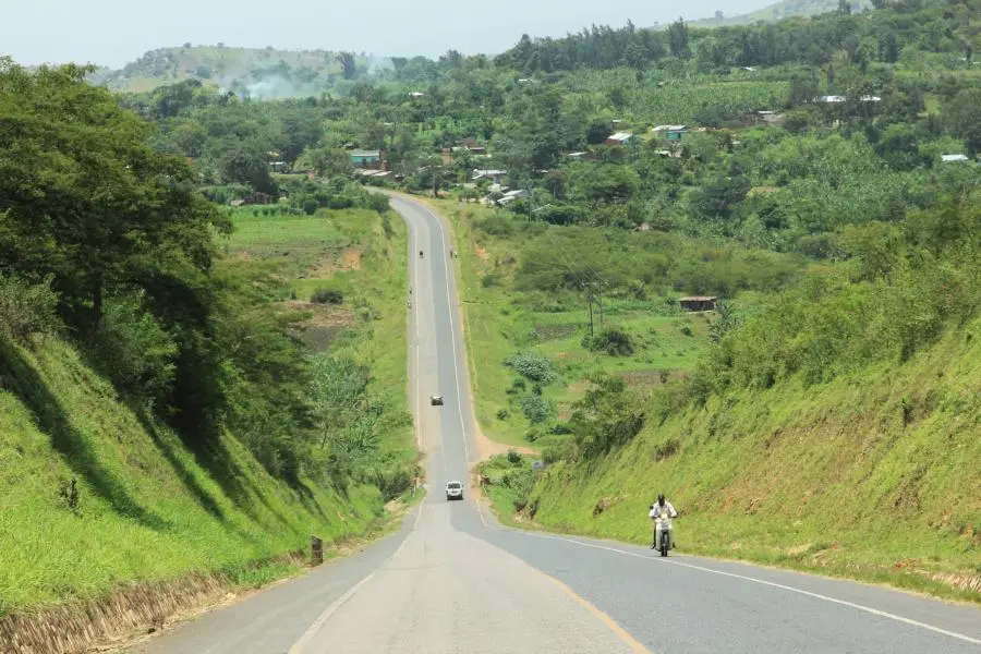 K800_WegnachKasese.JPG