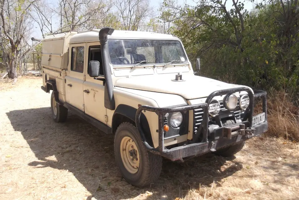 he8408d6.jpg