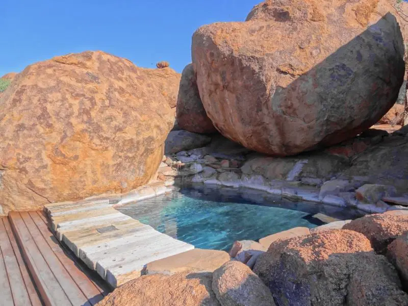 Pool2.JPG