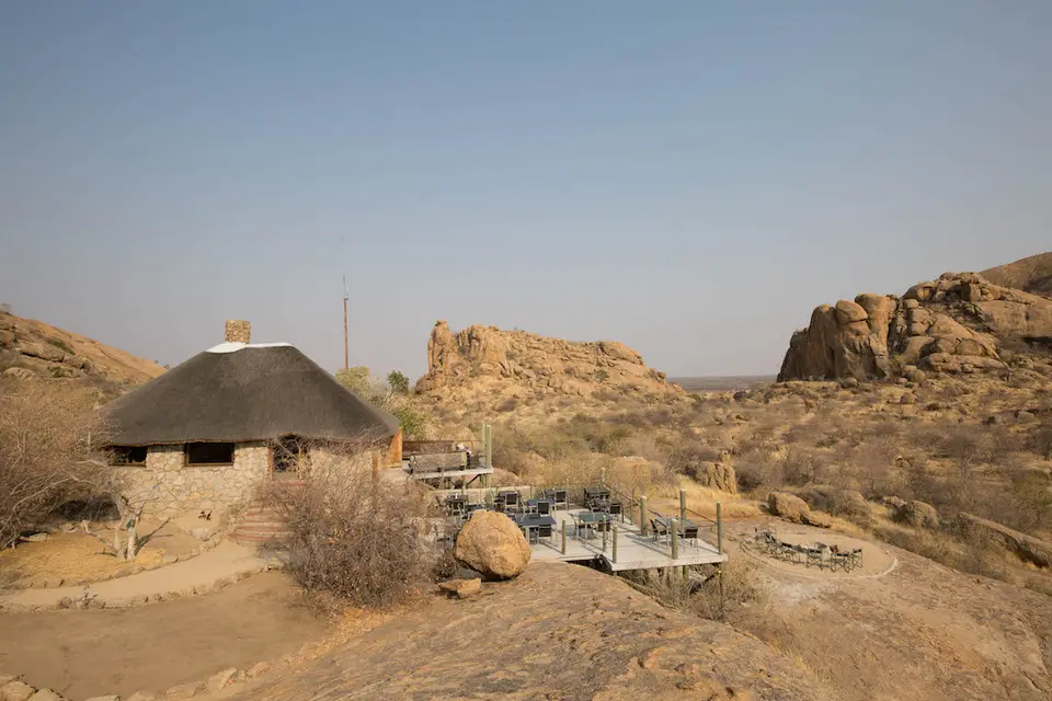 3-namiba-2017-8407.jpg