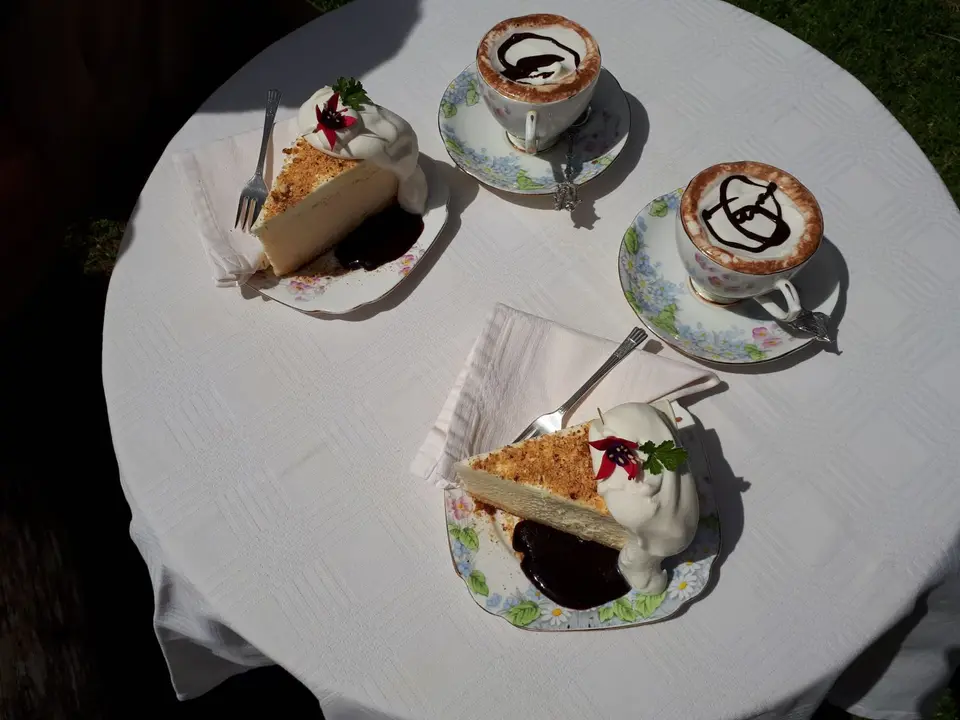 Tony'sKuchen.jpg