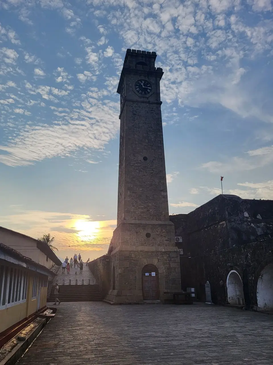 Uhrenturm.jpg