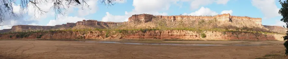 PanoramaChilojoCliffs4.jpg