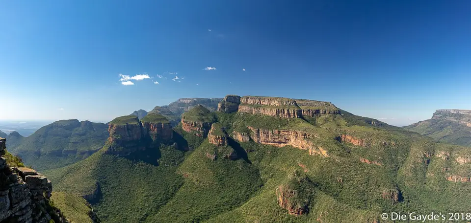 EOS6DMarkII_2018_05_08_0621-Pano.jpg