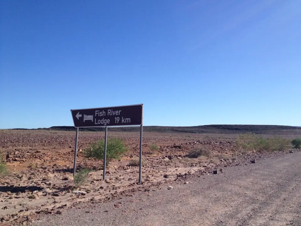 h337915b.JPG