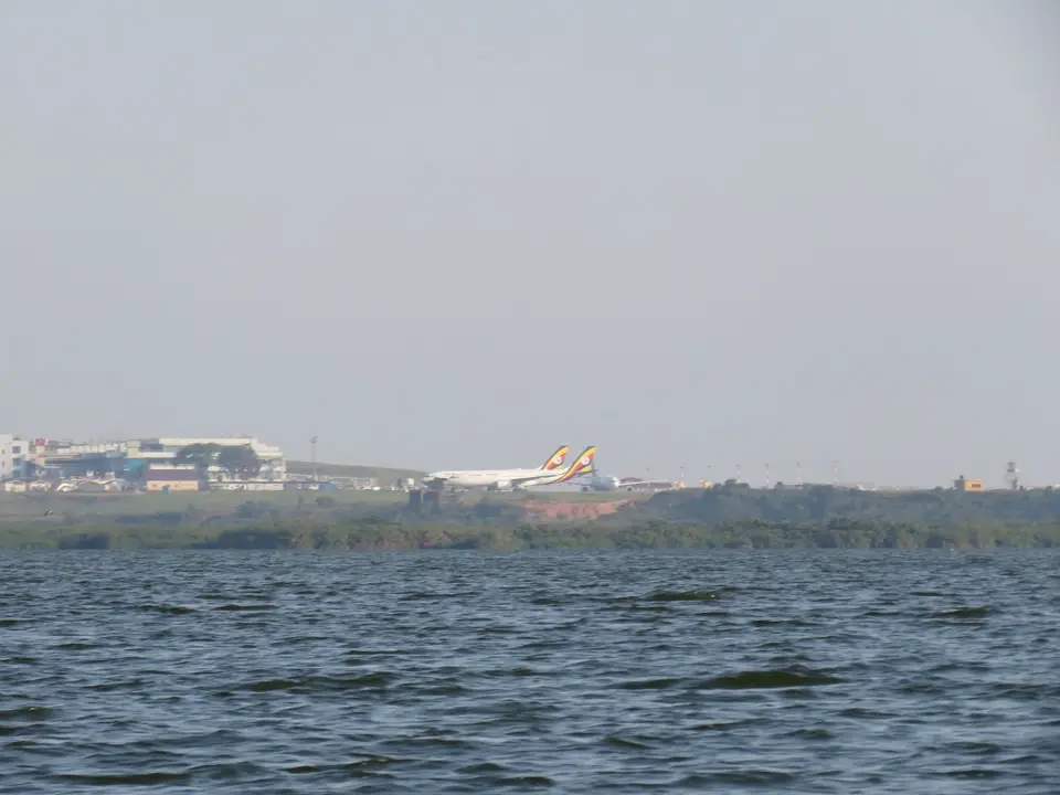 BootFlughafen.jpg