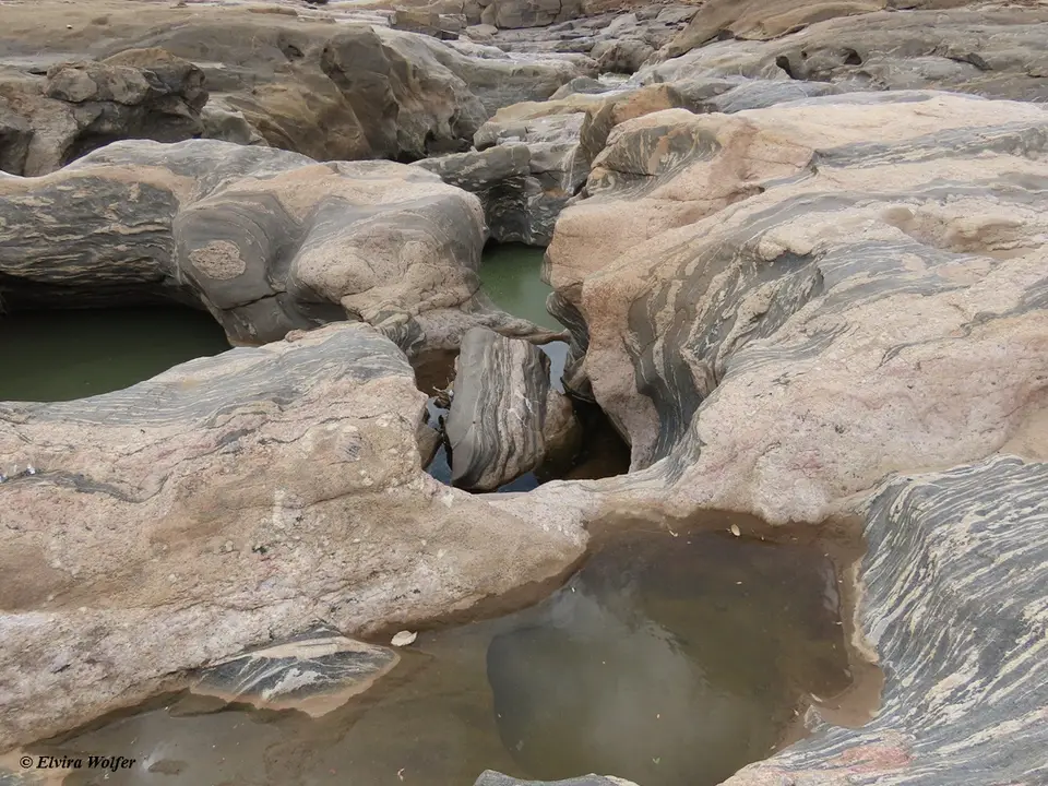 Lugard'sFalls10.jpg
