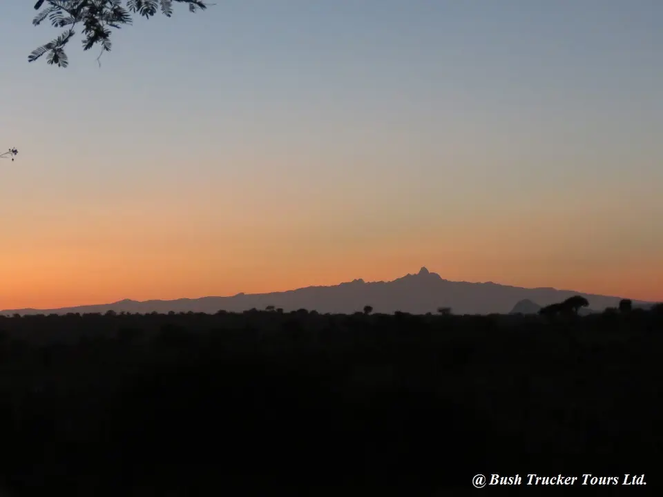 MountKenyainmorninglight.jpg