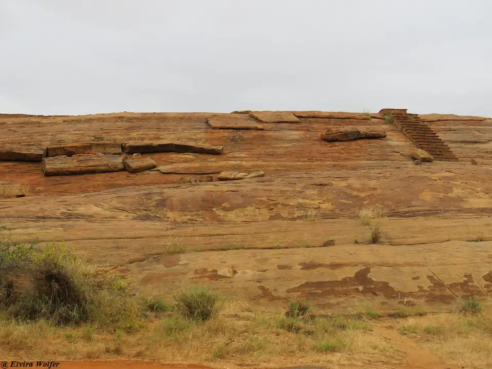 MudandaRock.jpg