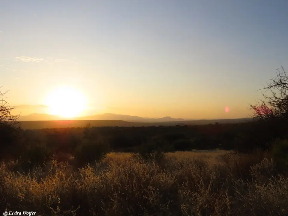 SonnenuntergangSamburu1.jpg