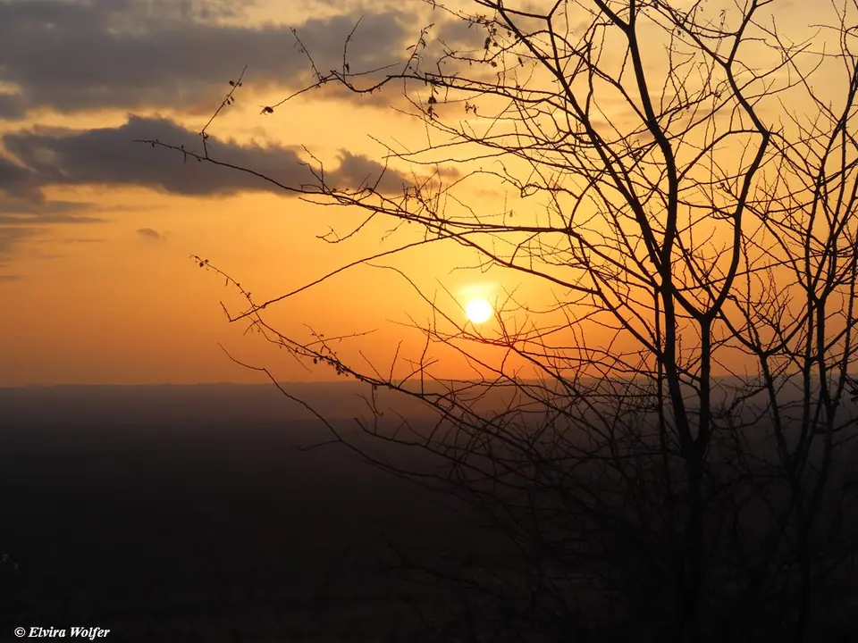 SunsetPoacher'sLookout3.jpg