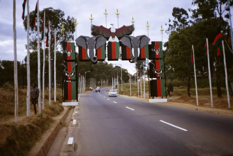 KENEinfahrtnachNairobi.jpg