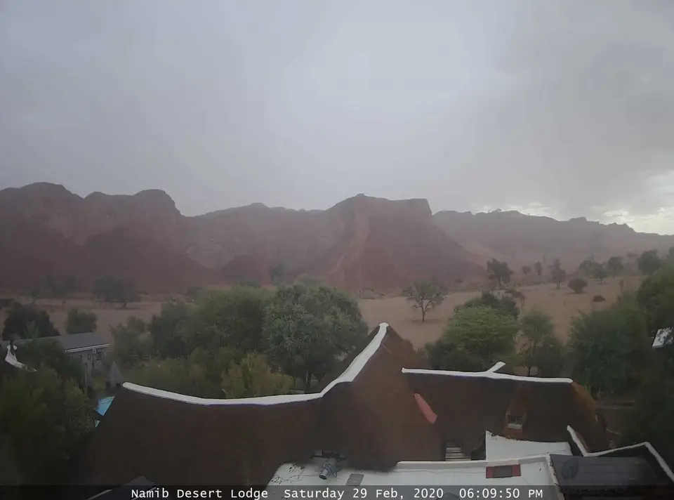 namibdesertwebcam.jpg