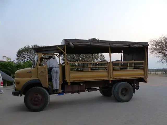 hbfc085d.JPG