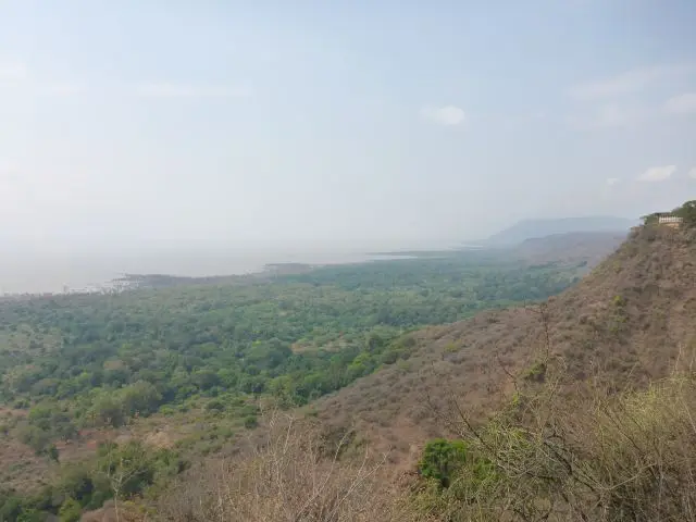 MnayaraNPvonoben.jpg
