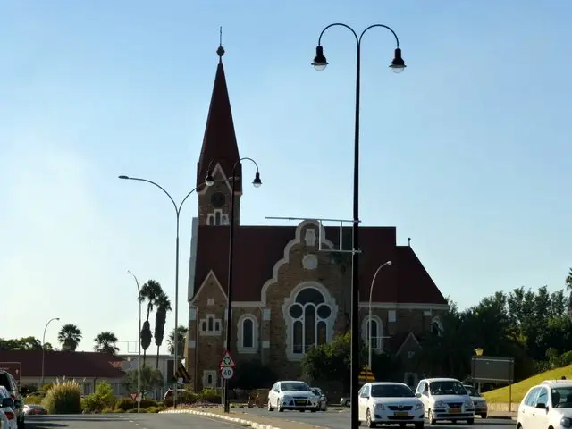 hccea02b.JPG