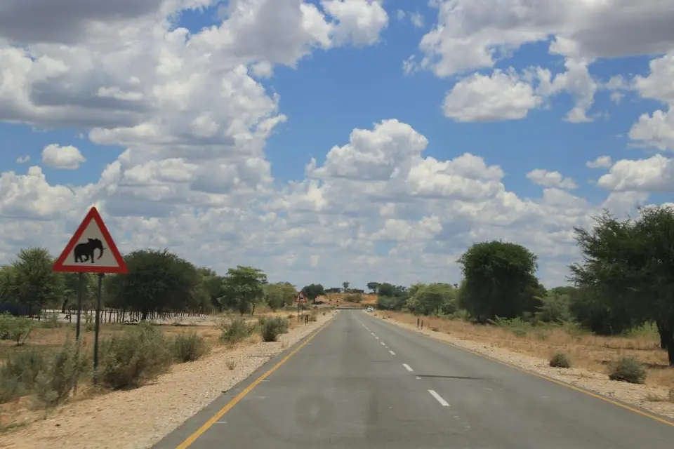 Namibia18_1(12)-2-3.jpg