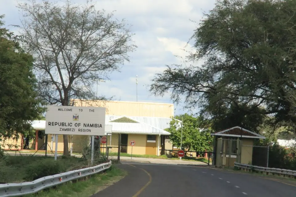 Namibia18_1(4)-2-3.jpg