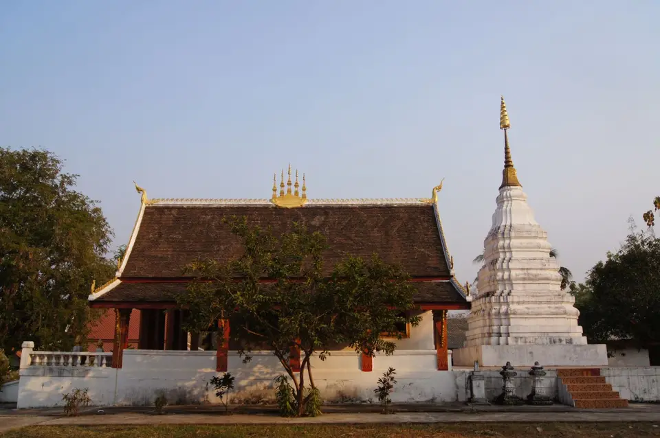 06871334-LuangPrabangWatPhouSa-AtPhattiyamongkhoun.JPG