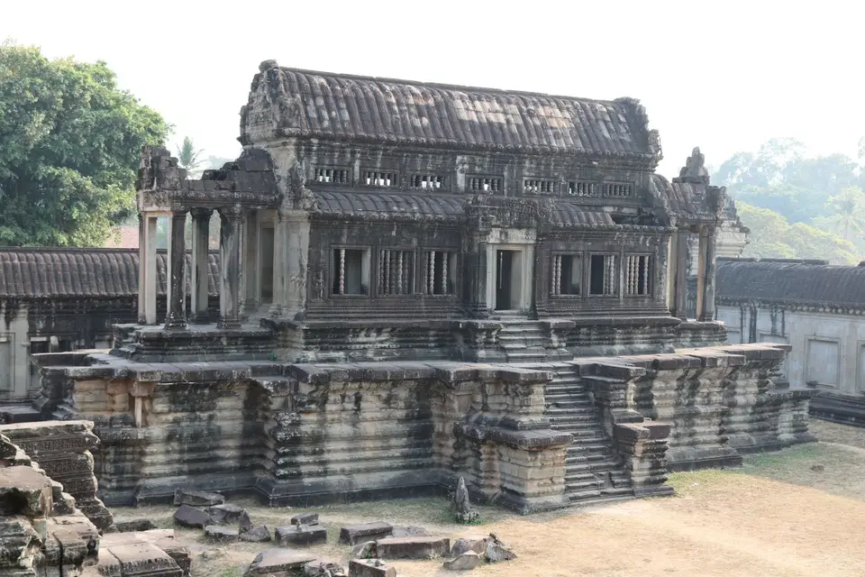 09241740-AngkorWatSouthThousandGodLibrary.JPG