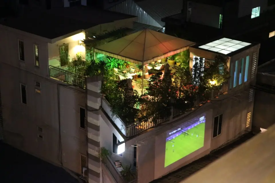 10872038-PhnomPenhPatioHotel.JPG