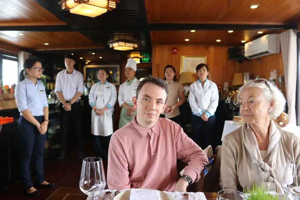 19103335-HalongBuchtAphroditeCruise.JPG