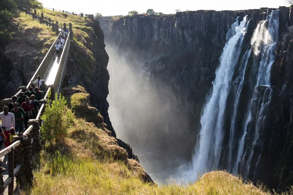VicFalls_1-2.jpg