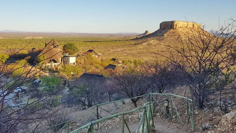 namibia-2019-05-1216-33-44.jpg