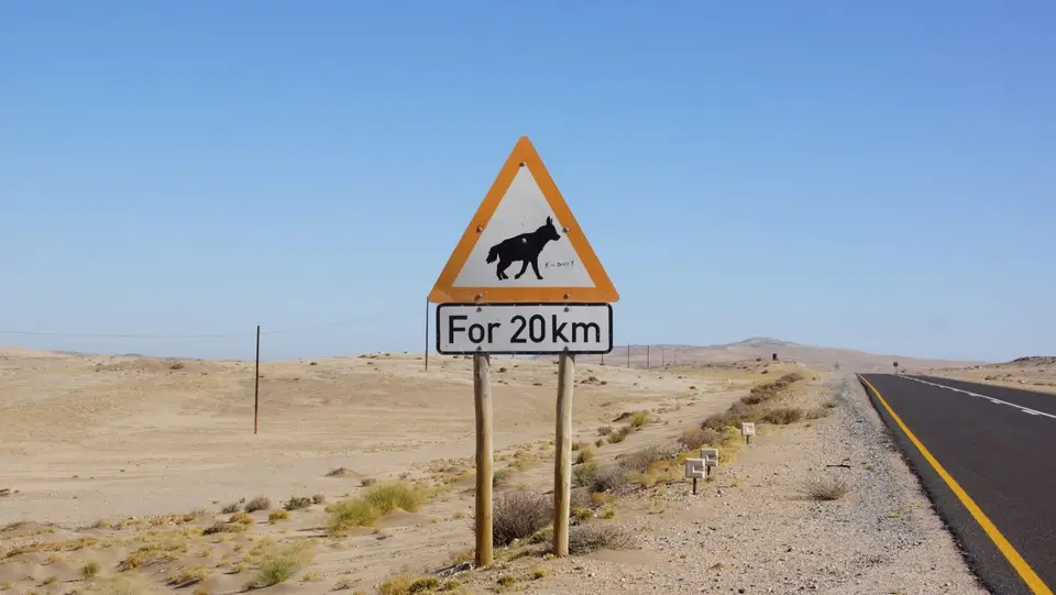 namibia-2019-05-1815-05-33.jpg