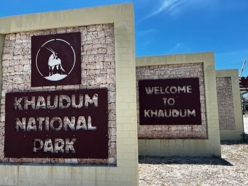 khaudum_eingang.jpeg