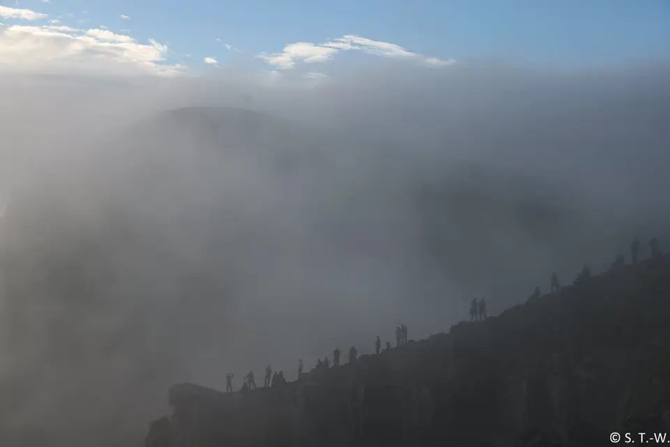104A0157-2.jpg