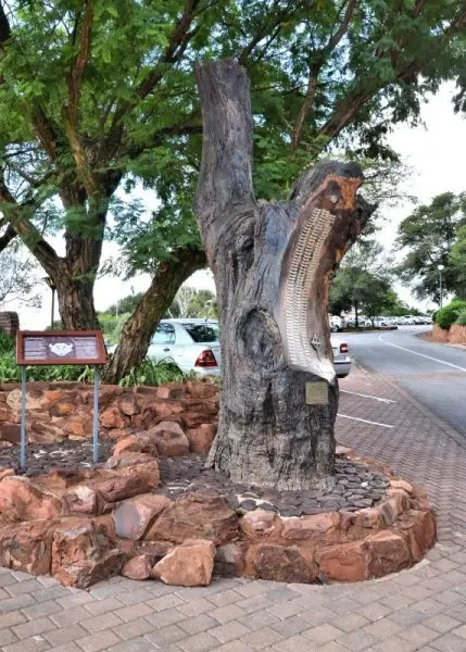 Tree_of_honor.jpg