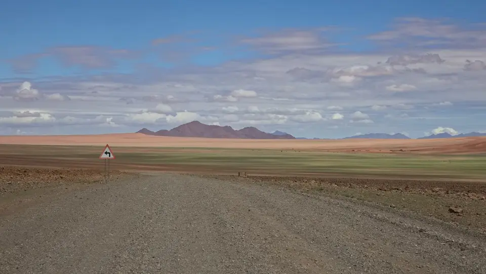 2025NamibiaSA0405_1.jpg
